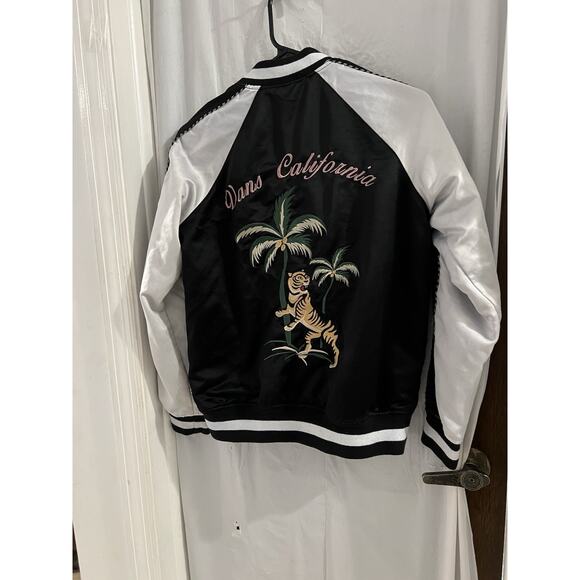 Vans Black White Souvenir Tiger Floral Embroidered Bomber Jacket Quilted Sz Xs - Picture 8 of 12